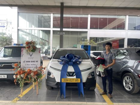 Vinfast Minh Đạo Thái Nguyên Hỗ trợ Khách hàng ra biển vàng đăng kí chạy dịch vụ Platfom